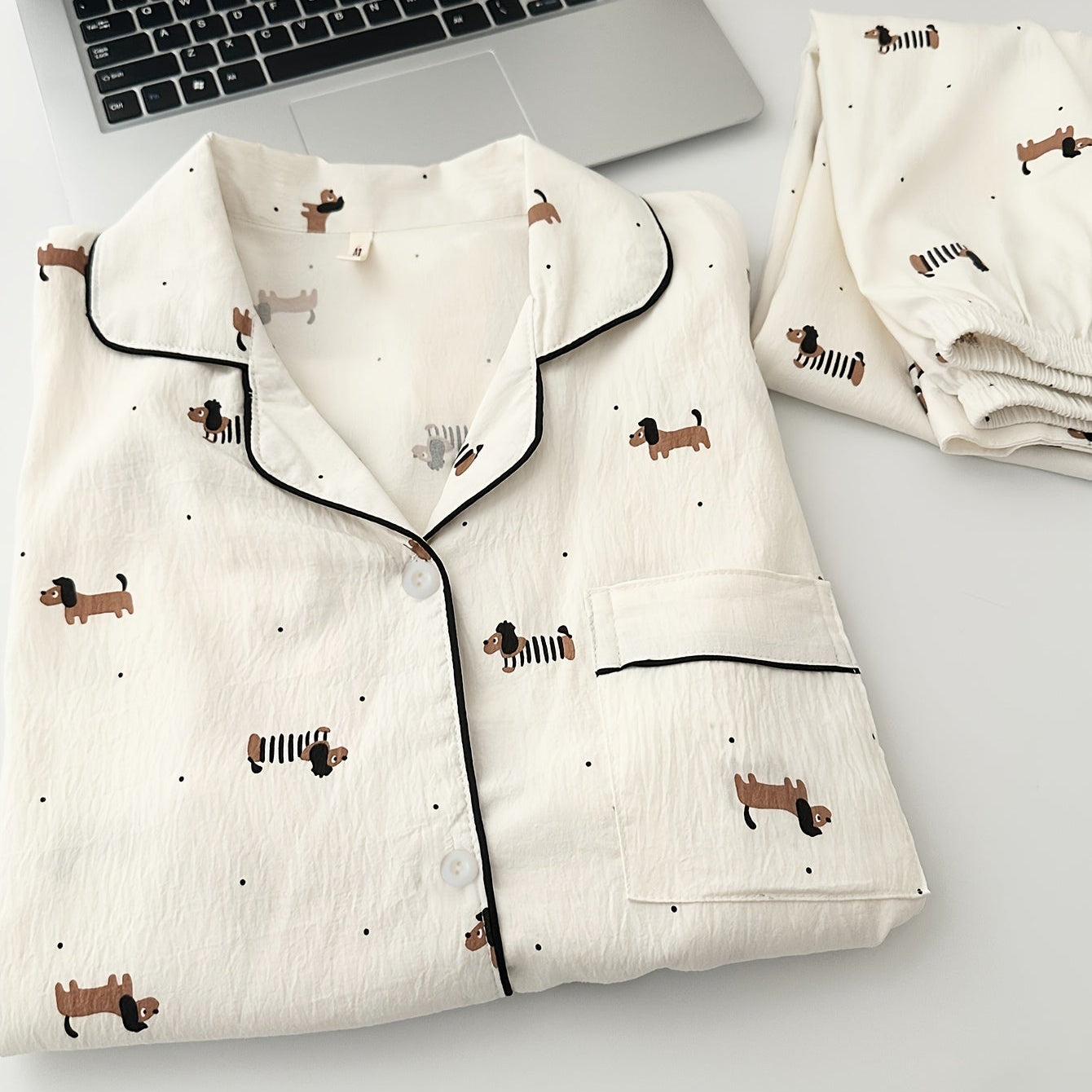 Cozy Teckel Pajama Set – Canine Crafts Edition
